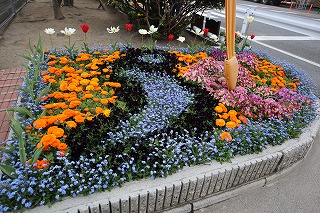 テクノUMG株式会社の花壇の写真