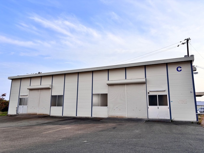 写真：宇部市中小企業事業化支援施設（貸工場）