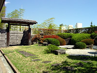 写真：内部庭園1