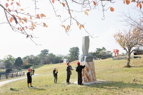 常盤中学校彫刻清掃