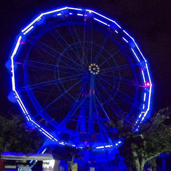 ブルーライトアップ写真