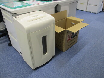 写真：シュレッダー