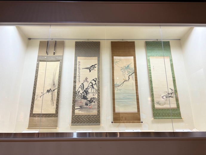 掛軸の中の鳥たち　渡辺家寄贈掛軸コレクション