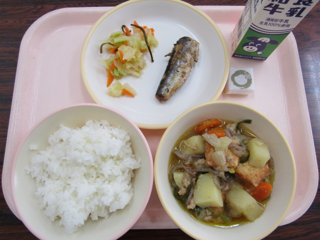 給食の写真